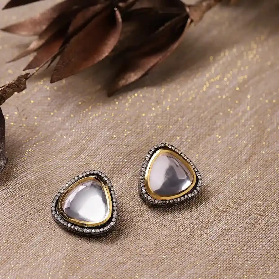 Versatile Kundan Elegance