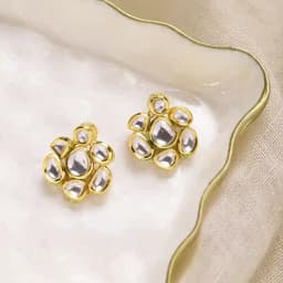 Classic Kundan Studs 1