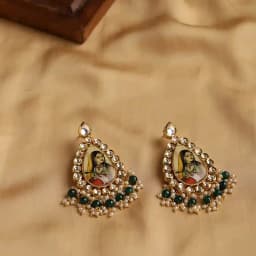 Luxe Kundan Dangle Earrings 1