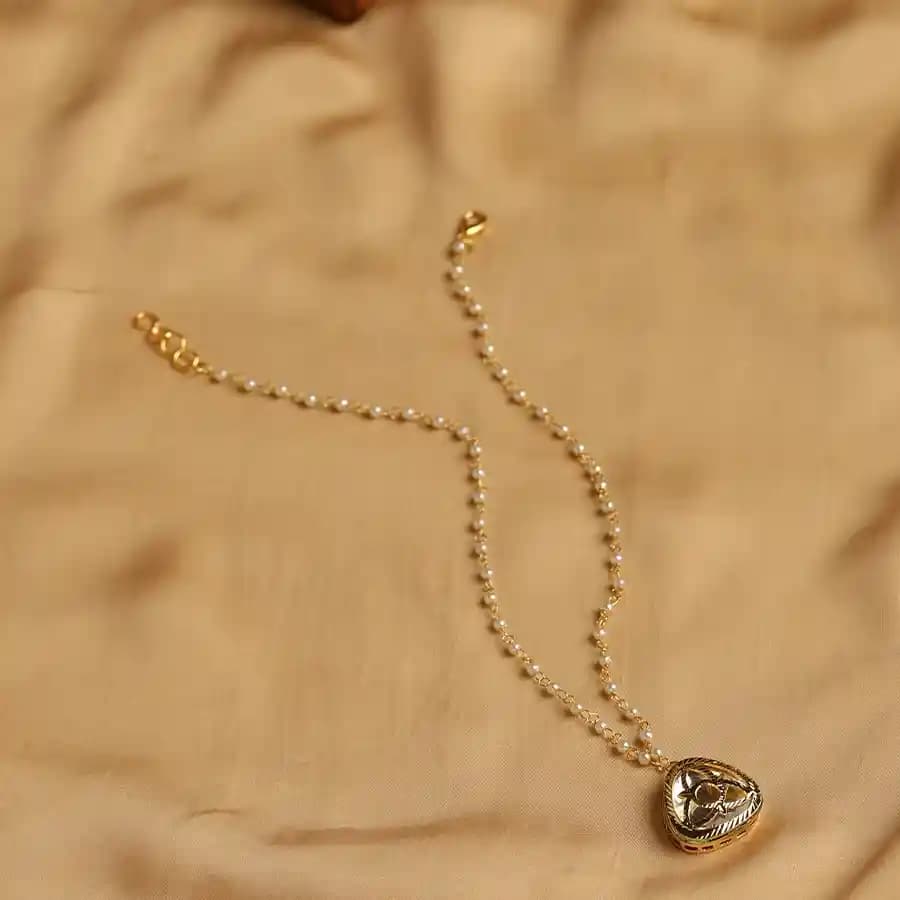 Classic Kundan Gem Necklace