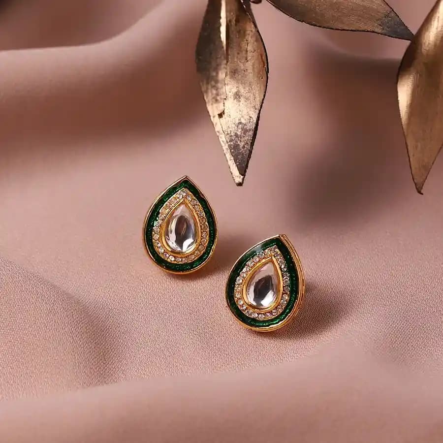 Noble Kundan Chic Studs