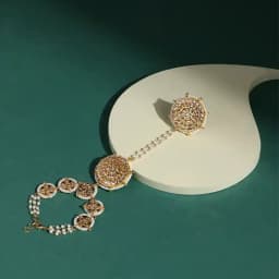 Exquisite Kundan Handpiece Gift 1