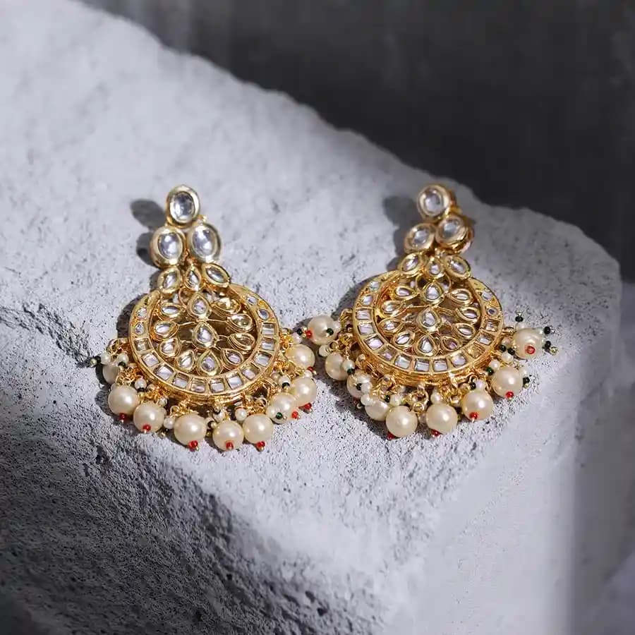 Vintage Charm Kundan Accents