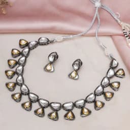 Contemporary Kundan Jewelry Ensemble 1