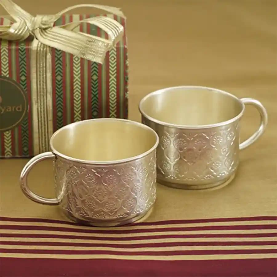 Exclusive Tanjore Shubha Brass Tea Cups Gift Set