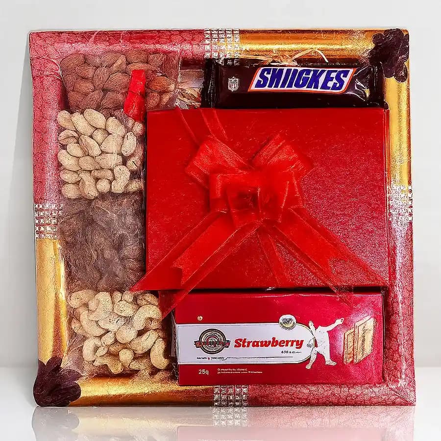 Savory & Sweet Harmony Gift Tray