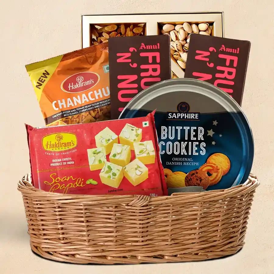 Delightful Festive Treats Hamper