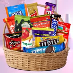 Delightful Snack Paradise Hamper 1