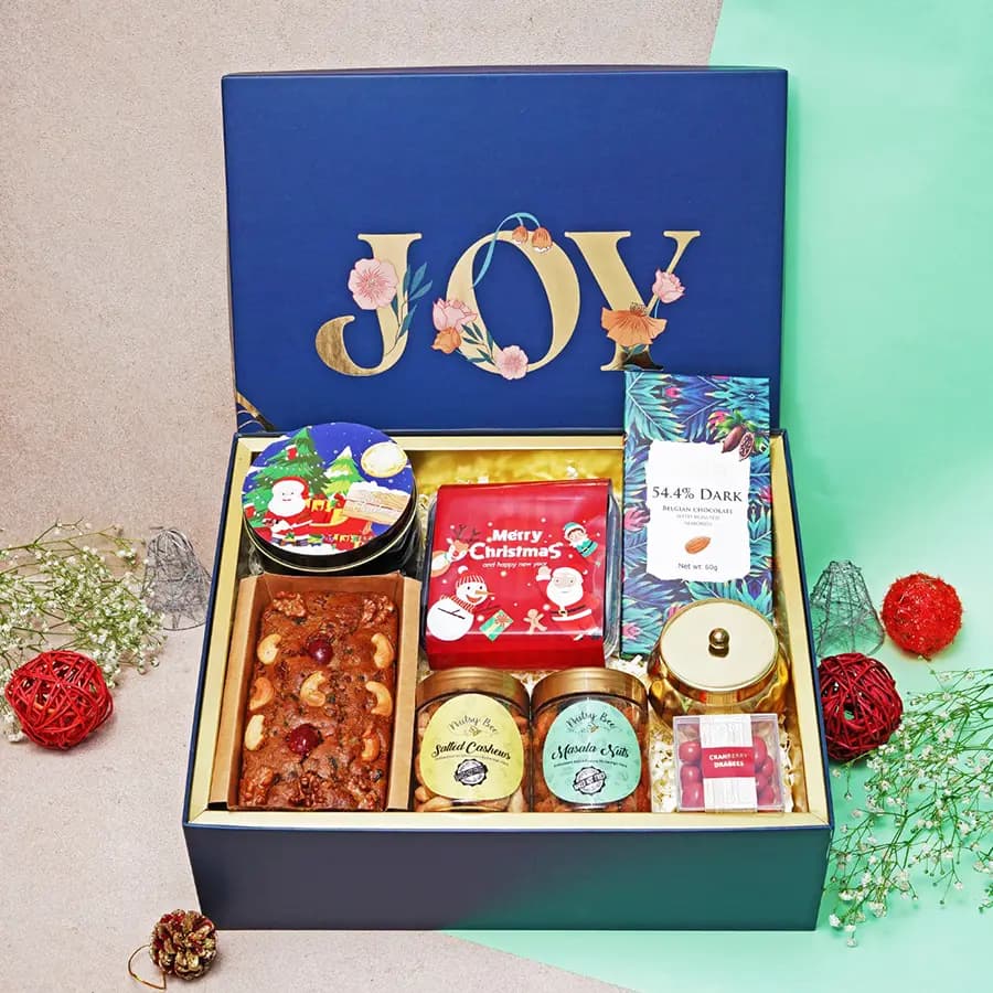 Luxurious Delights Gift Hamper
