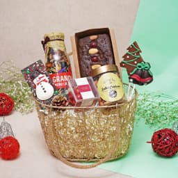 Wholesome Granola n Treats Set 1