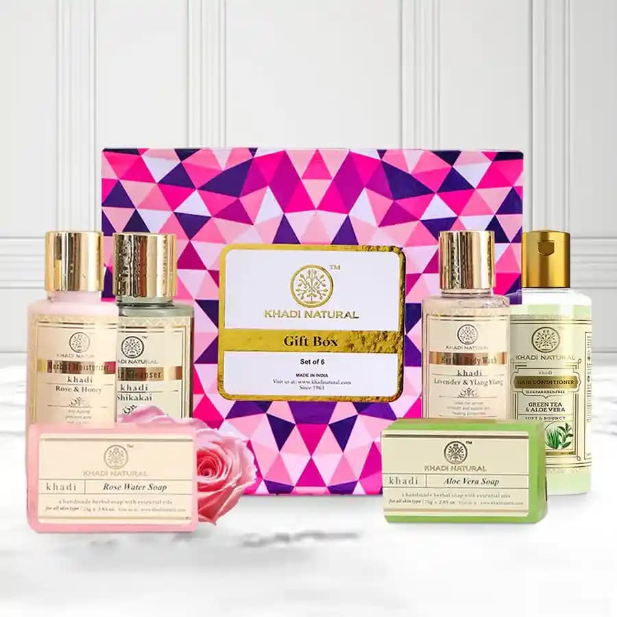 Appealing Khadi Natural Skin N Hair Care Gift Pack
