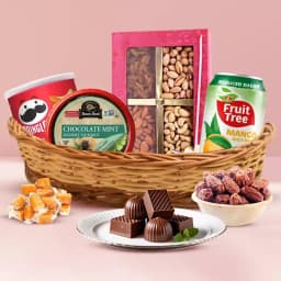 Crunchy Mixed Dry Fruits N Assortments Basket 1