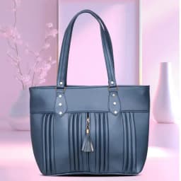 Trendsetting Embossed Design Ladies Vanity Bag 1