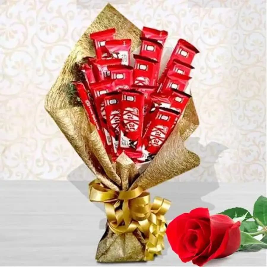 Marvelous Bouquet of Kitkat Chocolates with Single Red Rose