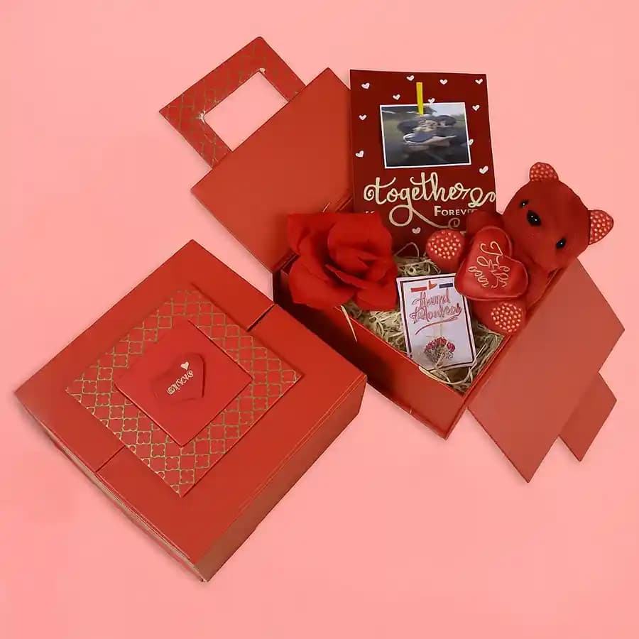 Romantic Valentine Gift Set for Her