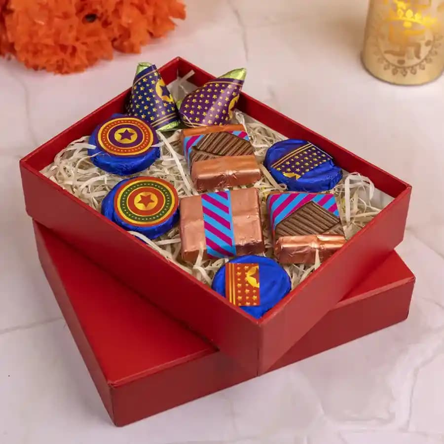 Crunchy Chocolate Cracker Treat Box