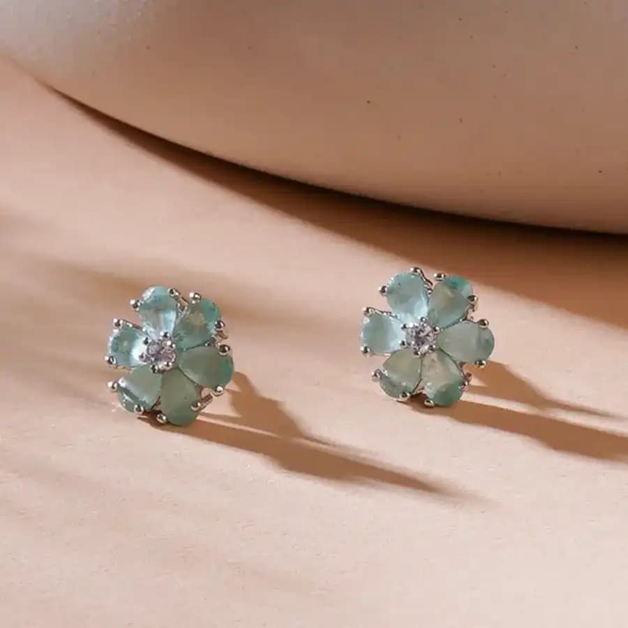 Timeless Mint Elegance Studs