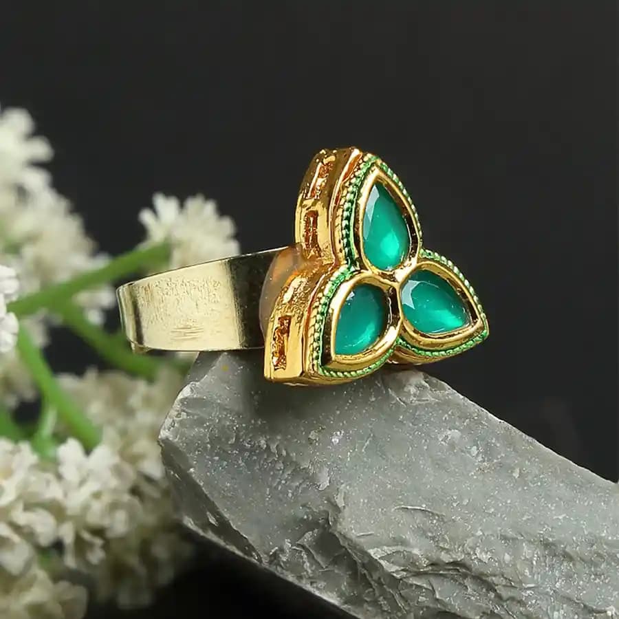 Glamorous Green Kundan Ring